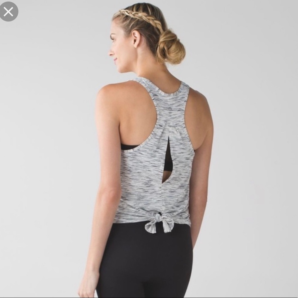 Lululemon tank - Picture 2 of 4